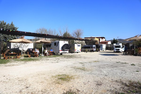 Camping Caravan Castle Berat