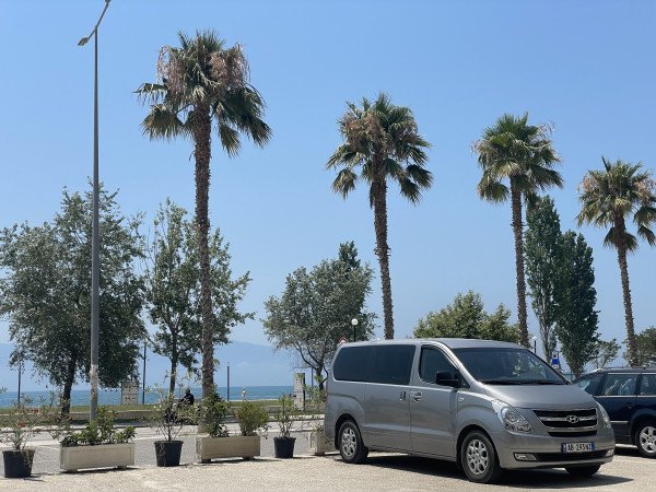 Hyundai Starex AB293NZ