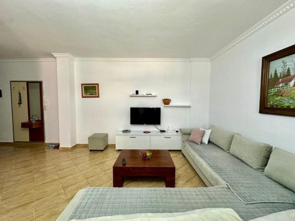 Comfortable apartment next to the beach